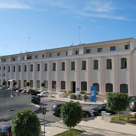 Residence Trani Lägenhetshotell 3*